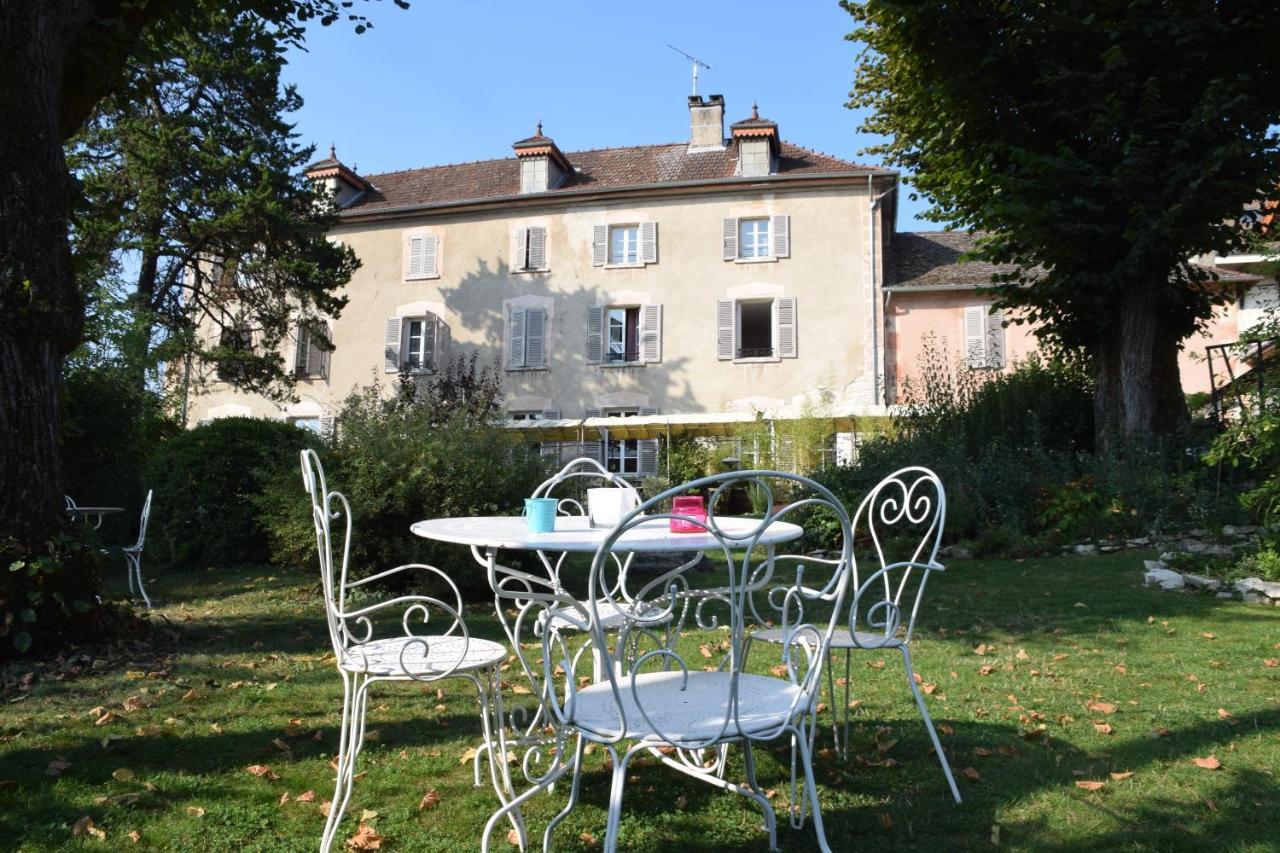 Chambres et table L' échappée Bouvesse-Quirieu Exterior foto